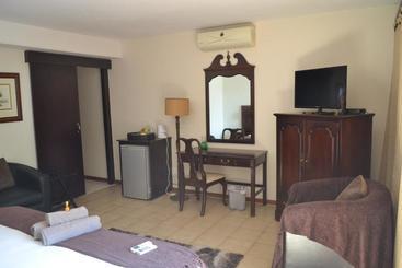 پانسیون Edelweiss Corporate Guesthouse