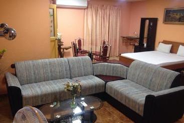 Sunshine Hotel & Hall