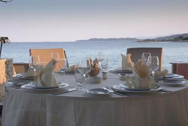 דירה Epavlis Beach Resort