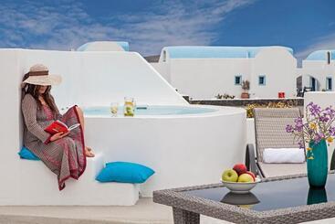 هتل Athiri Santorini