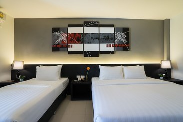 هتل Ivory Villa City