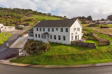 בית מלון כפרי Lands End