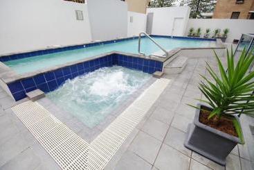 هتل Macquarie Waters Boutique Apartment