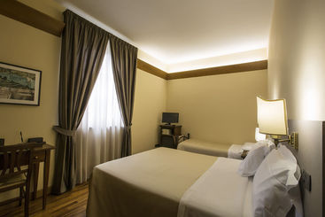هتل Locanda I Grifi