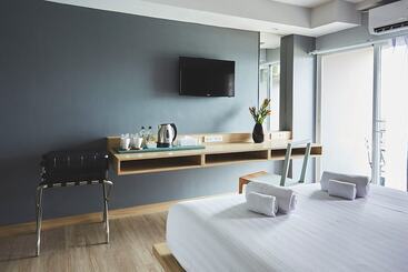 Theorie Hotel Sukhumvit By Slh   Sha Extra Plus