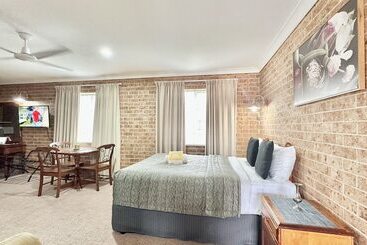 מוטל Golden Grain Motor Inn
