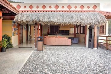 Punta West Bed & Breakfast