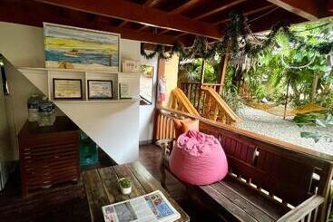 Majatalo Roy S Rendezvous Boracay