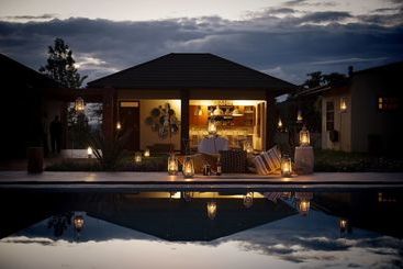 هتل Acacia Farm Lodge