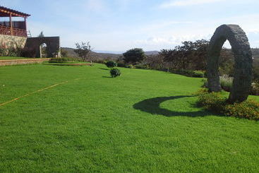 هتل Acacia Farm Lodge
