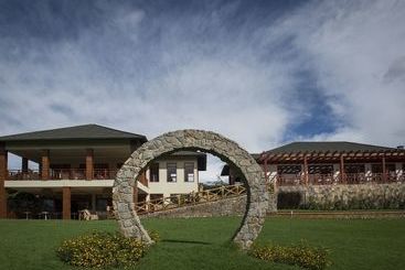 هتل Acacia Farm Lodge