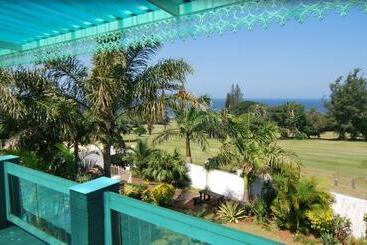 Bed and Breakfast Umkomaas Guest House