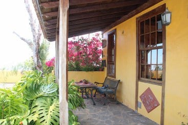 Casas Rurales Los Marantes