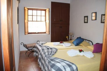 Casas Rurales Los Marantes