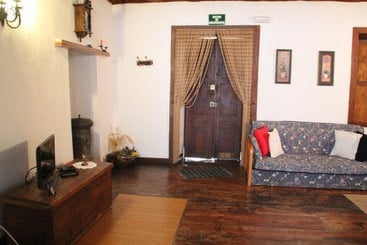 Casas Rurales Los Marantes