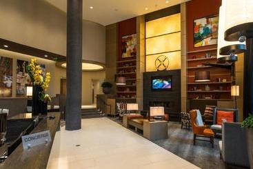 Global Luxury Suites At China Town