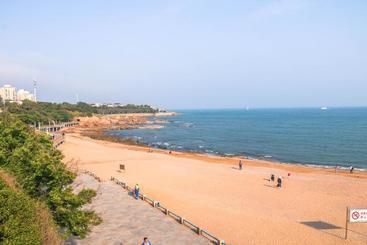 هتل Qingdao Jinhong Sea View Holiday