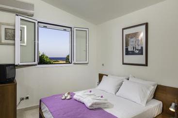 Villa Euphoria