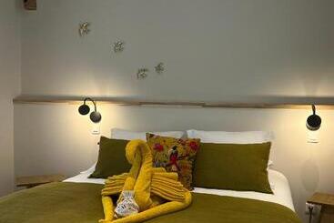 هتل Le Petit Hôtel De Pianottoli Caldarello