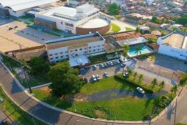 בית מלון כפרי Itacaiunas