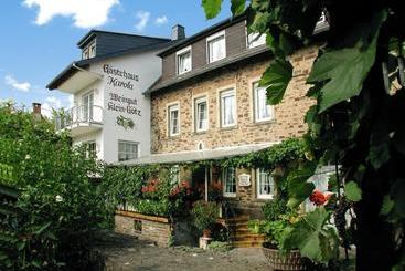 בית מלון כפרי Weingut Klein Götz