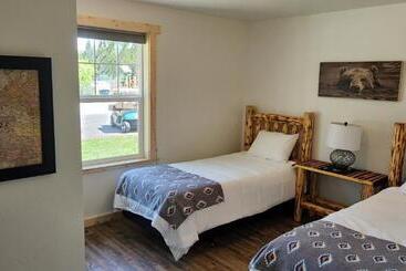 Мотель Beargrass Lodging & Rv Resort