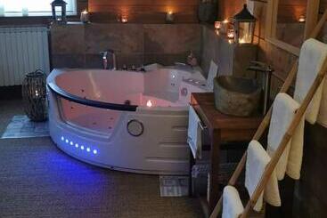 پانسیون Suite Avec Spa Et Sauna Privatif
