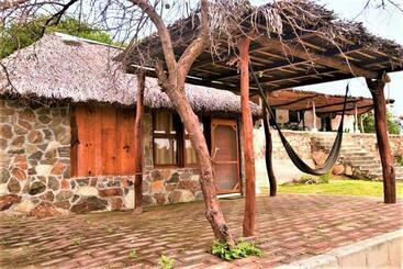 ユースホステル Cabañas Arce