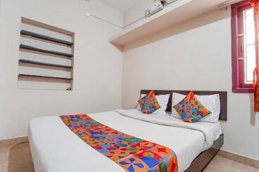 هتل Varun Residency