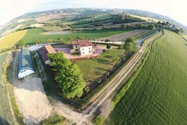 Agriturismo La Casa In Collina