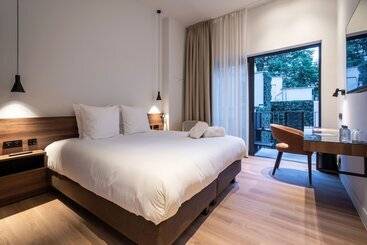One Two Four   Hotel & Spa