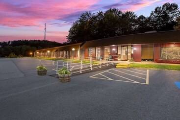 ユースホステル Travelodge By Wyndham Emlenton
