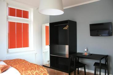 هتل Apartmenthaus Unterwegs