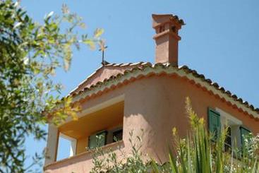 هتل B&b  Villa Coste D Or