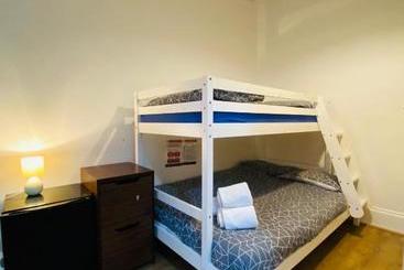 هتل Sobo Guest House