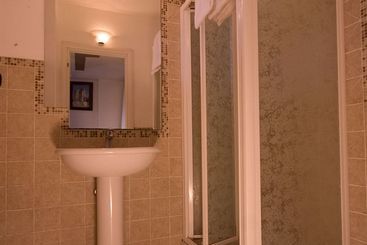 هتل Follonica Apartments