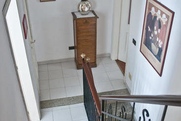 هتل B&b La Villetta
