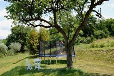 هتل Residence Corte Del Bosco