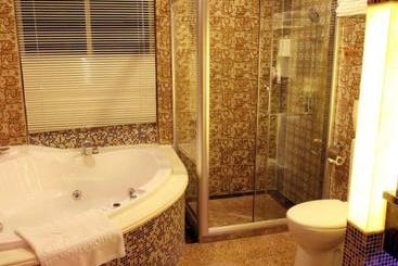 Grand Noble Hotel Jingdezhen