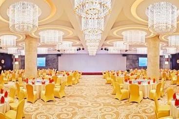 هتل Changsha Longhua International