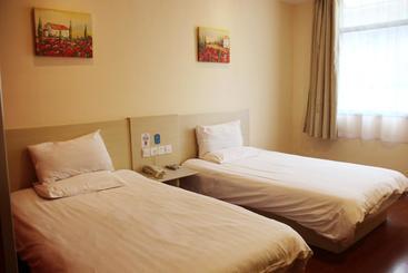 Hanting Hotel Chongqing 3rd Zhongshan Road Branch