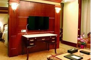 Vienna Hotel Beihai Beibu Bay Square