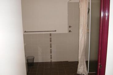هتل Ningaloo Bed And Breakfast