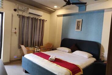酒店 Pavan Mansion