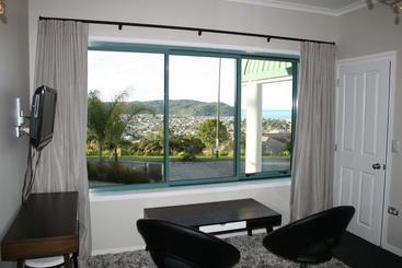 هتل Pacific View B&b