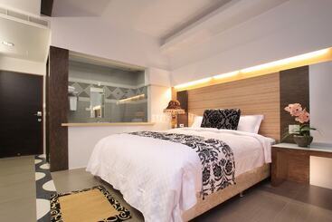 هتل Spring Fountain