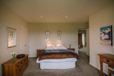 تختخواب و صبحانه Riverview Terrace