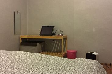 هاستل Backpackers In Jeju City Center