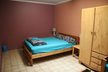 هاستل Oceanfront Backpackers