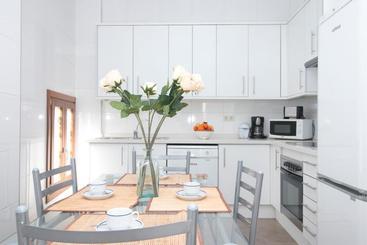 Trinitarios Apartment